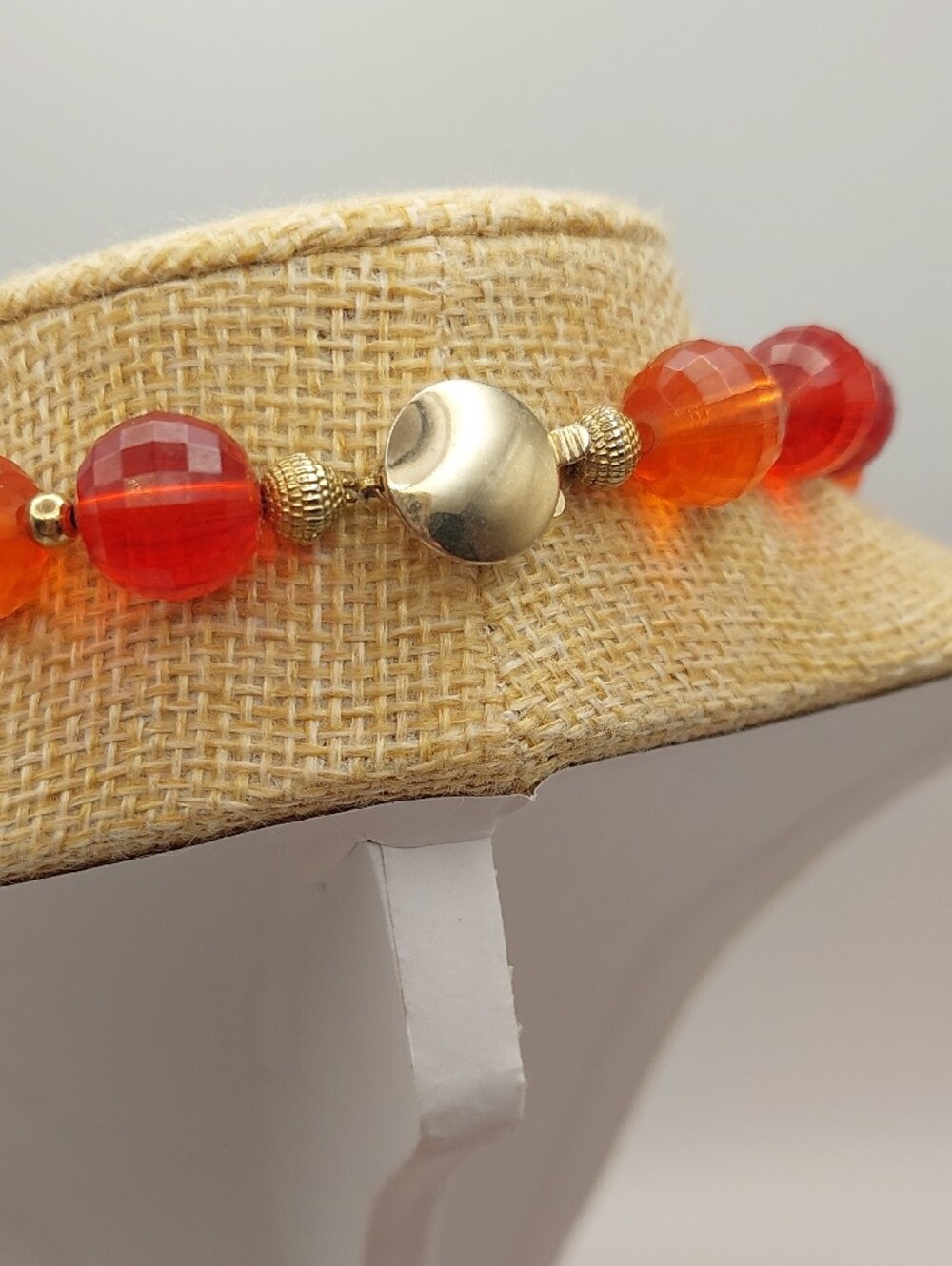 Bold Red-Orange Vintage MCM Faceted LUCITE Bead Necklace - Unbranded - Picture 3 of 12
